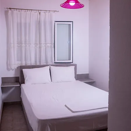 Holiday home Dimitra House *